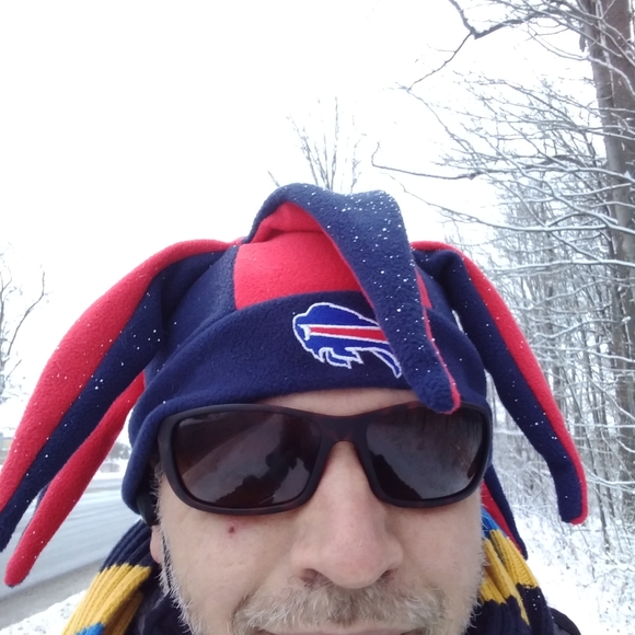 Buffalo Bill's Jester Hat..like new! - Picture 2 of 2